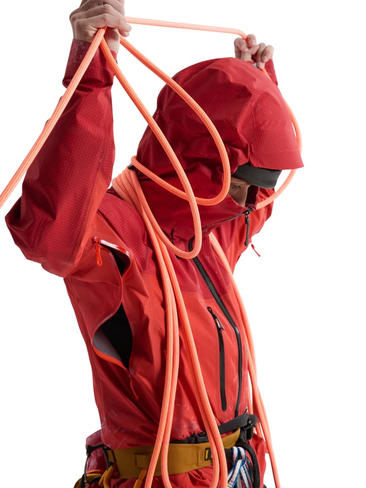 Arc'teryx Women's Alpha Jacket Carmine / Dynasty Arc'teryx