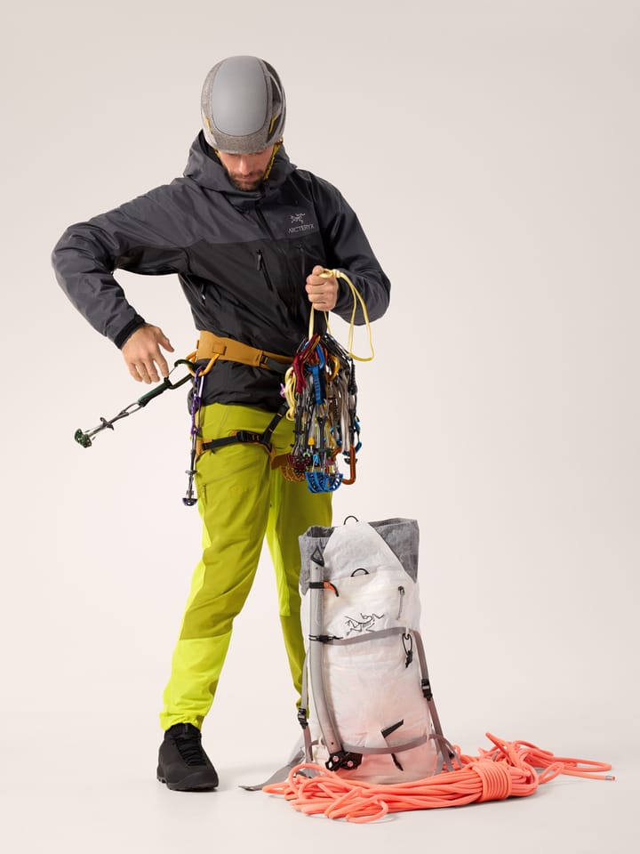 Arc'teryx Alpha Jacket M Graphite/black Arc'teryx Arc'teryx Alpha Jacket M Graphite/black Arc'teryx