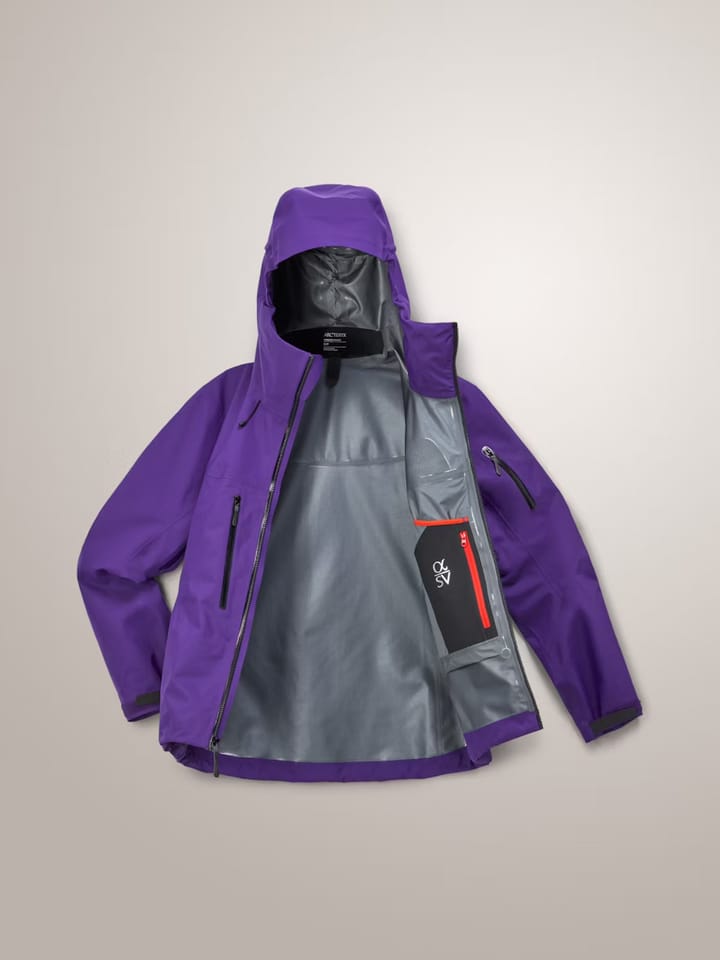 Arc'teryx Alpha Sv Jacket W Azalea / Black Arc'teryx Arc'teryx Alpha Sv Jacket W Azalea / Black Arc'teryx