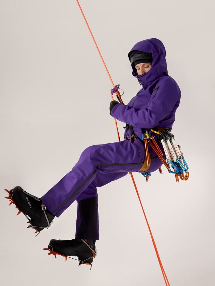 Arc'teryx Alpha Sv Jacket W Azalea / Black Arc'teryx Arc'teryx Alpha Sv Jacket W Azalea / Black Arc'teryx