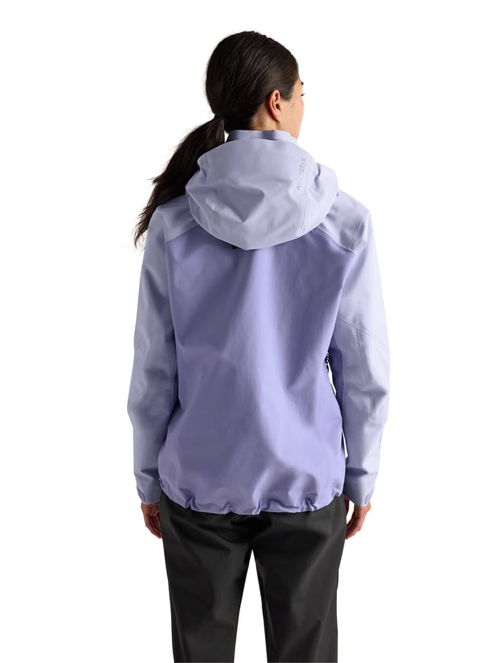 Arc'teryx Women's Beta AR Jacket Kasumi/moonstone Arc'teryx