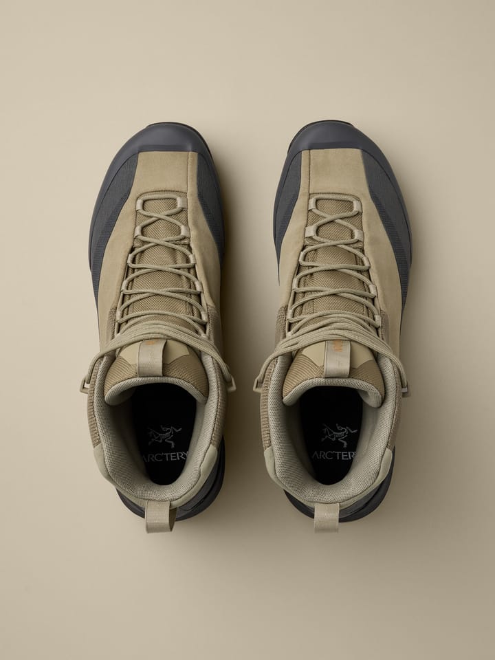 Arc'teryx Men's Konseal Trek Mid Bracken/Graphite Arc'teryx