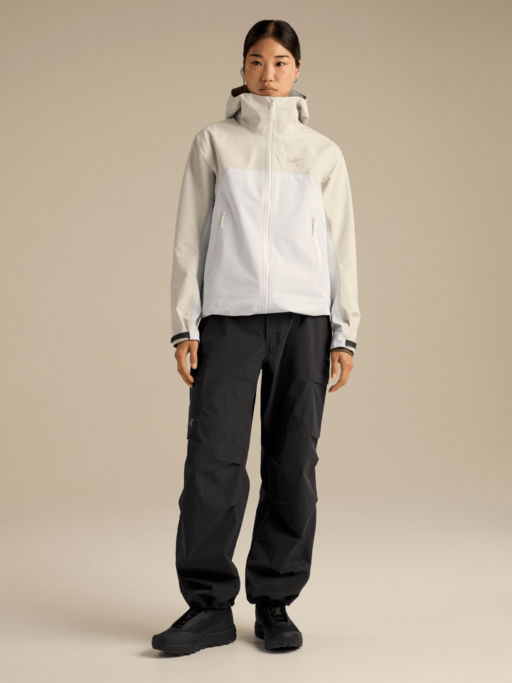 Arc'teryx Women's Beta Jacket Sea Salt/Arctic Silk Arc'teryx