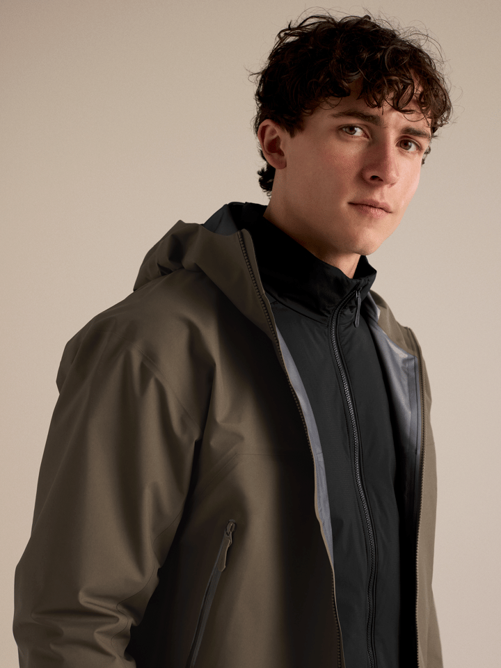 Arc'teryx Men's Beta Jacket Mongoose Arc'teryx