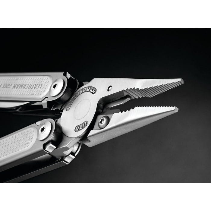 Leatherman Free P2 M/Nylontaske Stål ES Leatherman