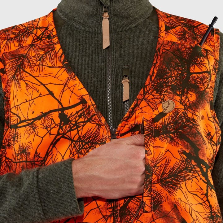 Fjällräven Värmland Vest Orange Camo Fjällräven