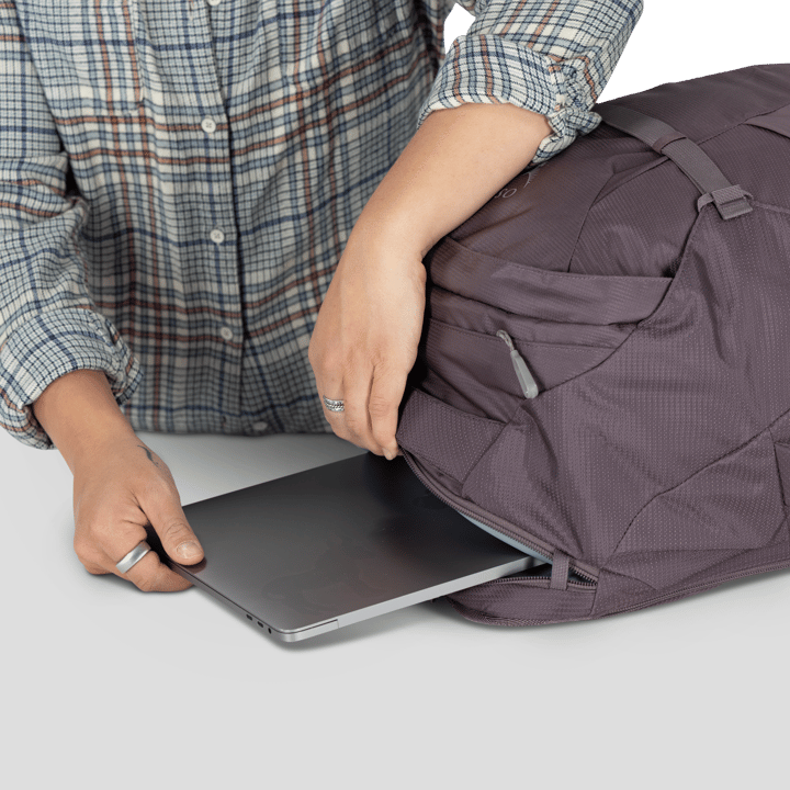 Osprey Women's Fairview 40 Graphite Purple Osprey