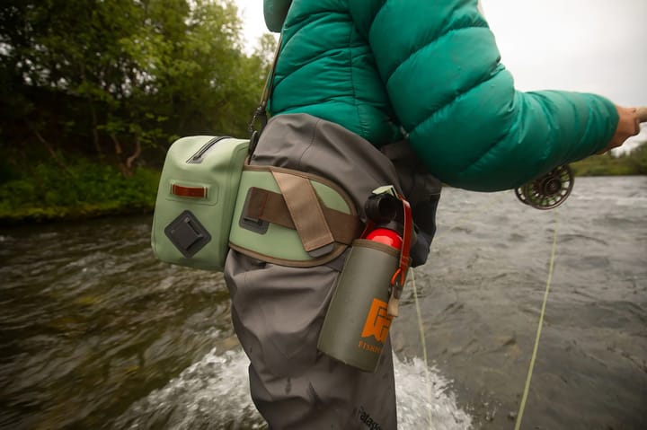 Fishpond Fishpond Thunderhead Submersible Lumbar 10l Fullstendig Vanntett Hofteveske Fishpond Fishpond Fishpond Thunderhead Submersible Lumbar 10l Fullstendig Vanntett Hofteveske Fishpond