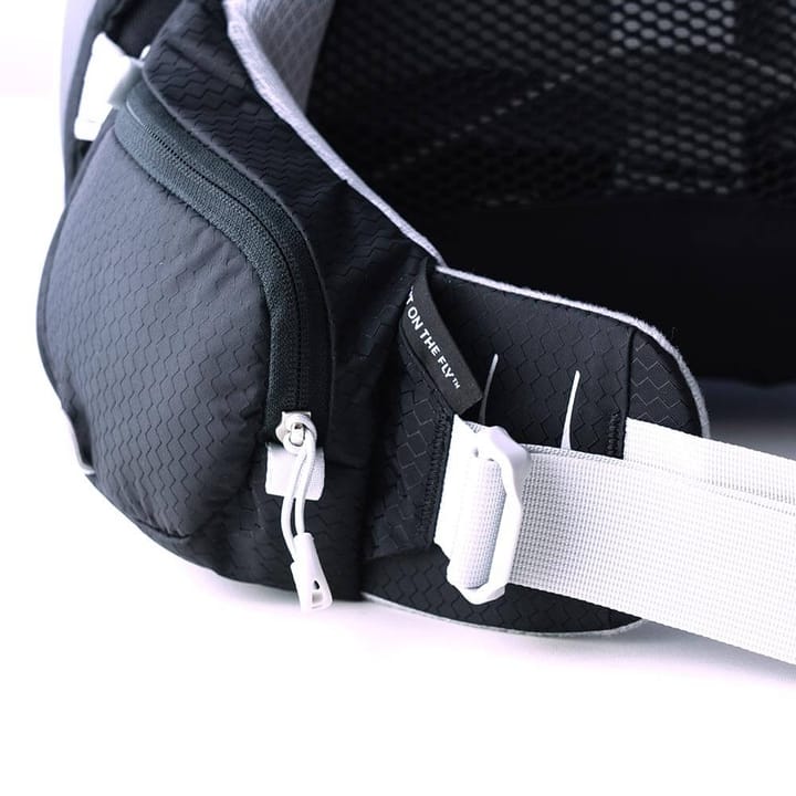 Osprey Poco Plus Child Carrier Starry Black Osprey Osprey Poco Plus Child Carrier Starry Black Osprey