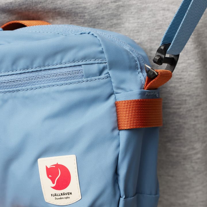 Fjällräven High Coast Crossbody Dawn Blue Fjällräven Fjällräven High Coast Crossbody Dawn Blue Fjällräven