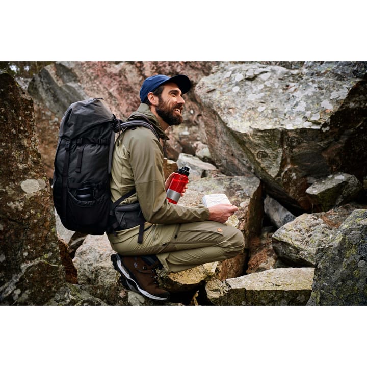 Fj�ällräven Men's Abisko Midsummer Jacket Savanna-light Olive Fjällräven