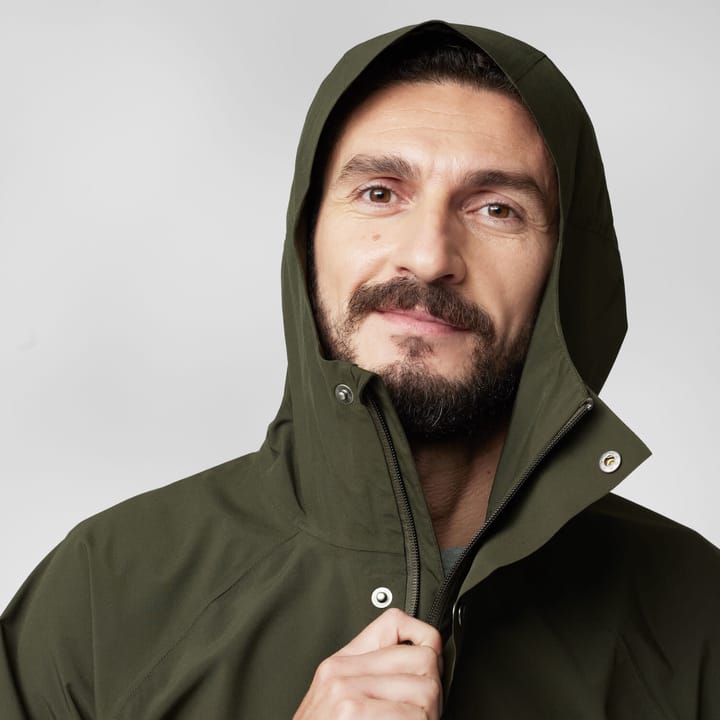 Fjällräven Men's Vardag Hydratic Anorak Deep Forest-Laurel Green Fjällräven