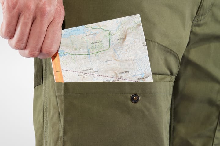 Fjällräven Men's Vidda Pro Ventilated Trousers Short Laurel Green/Deep Forest Fjällräven Fjällräven Men's Vidda Pro Ventilated Trousers Short Laurel Green/Deep Forest Fjällräven