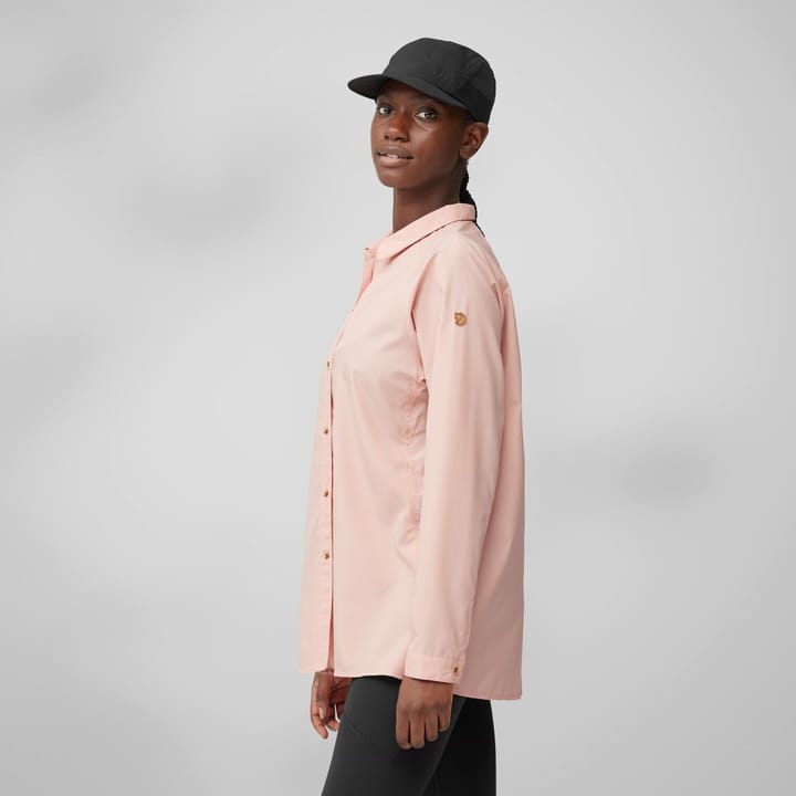 Fjällräven Women's Abisko Hike Shirt Fossil Fjällräven Fjällräven Women's Abisko Hike Shirt Fossil Fjällräven