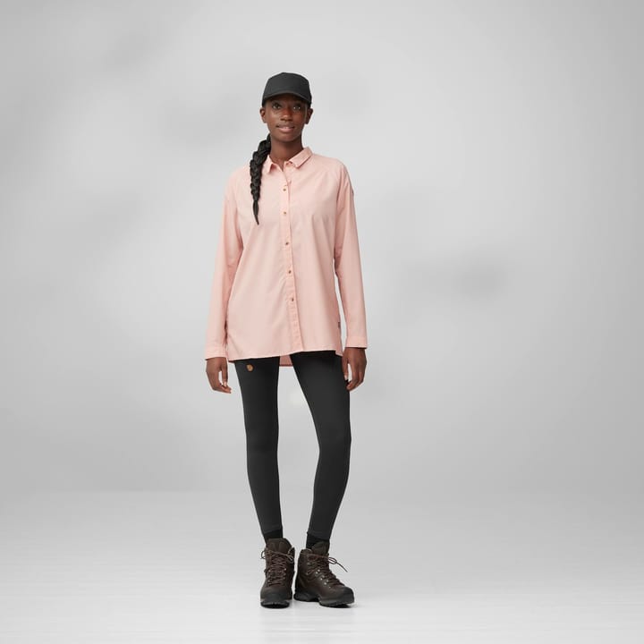Fjällräven Women's Abisko Hike Shirt Fossil Fjällräven Fjällräven Women's Abisko Hike Shirt Fossil Fjällräven