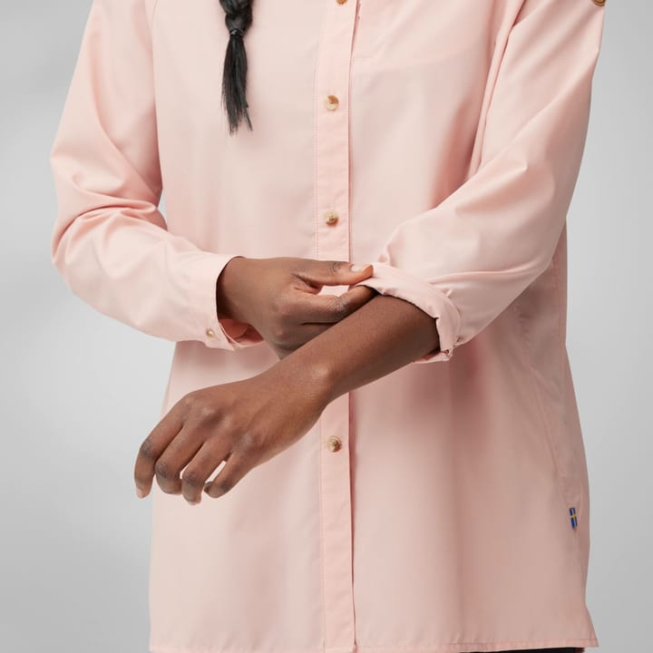 Fjällräven Women's Abisko Hike Shirt Fossil Fjällräven Fjällräven Women's Abisko Hike Shirt Fossil Fjällräven