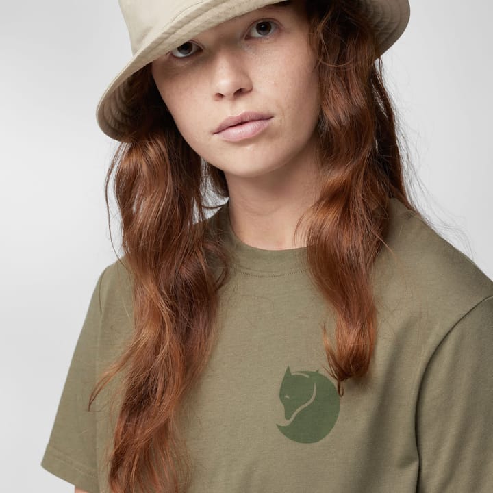 Fjällräven Women's Fox Boxy Logo Tee Chalk White Fjällräven