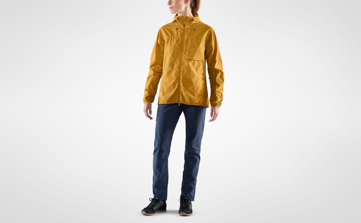 Fjällräven Women's High Coast Wind Jacket Dusty Rose Fjällräven