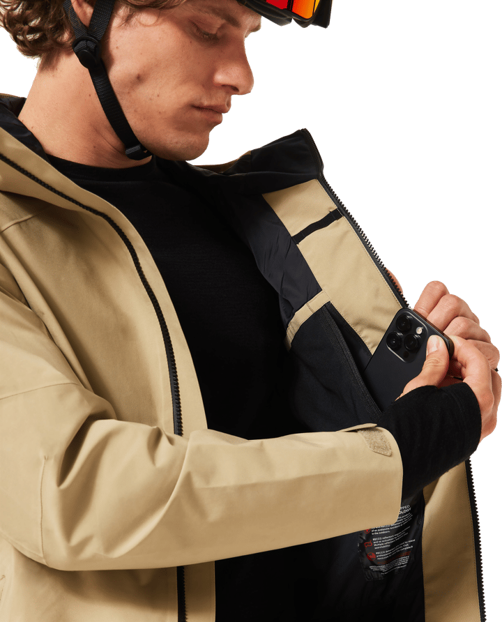 Oakley Men's Unbound GORE-TEX Shell Jacket 2.0 Pebble Oakley Oakley Men's Unbound GORE-TEX Shell Jacket 2.0 Pebble Oakley