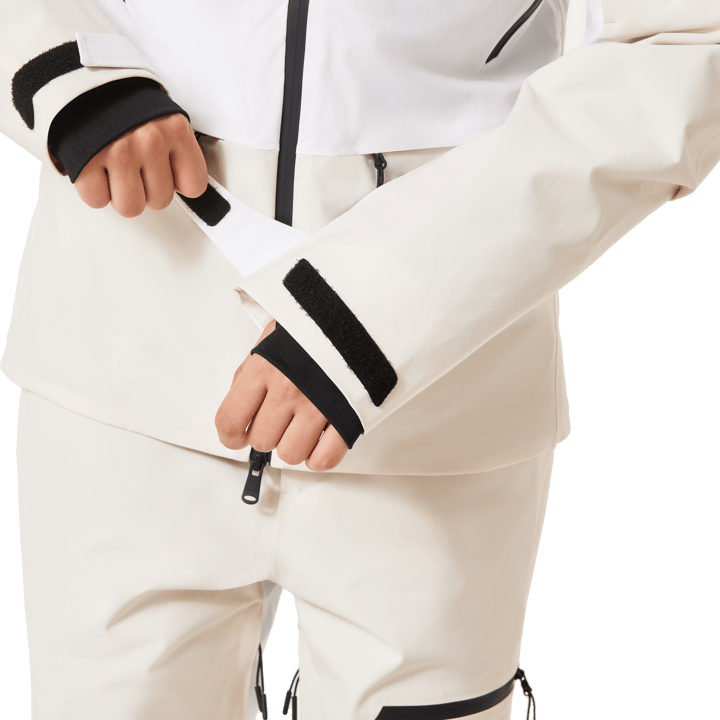 Oakley Women's Kendall RC Shell Jacket Mist/White Oakley Oakley Women's Kendall RC Shell Jacket Mist/White Oakley