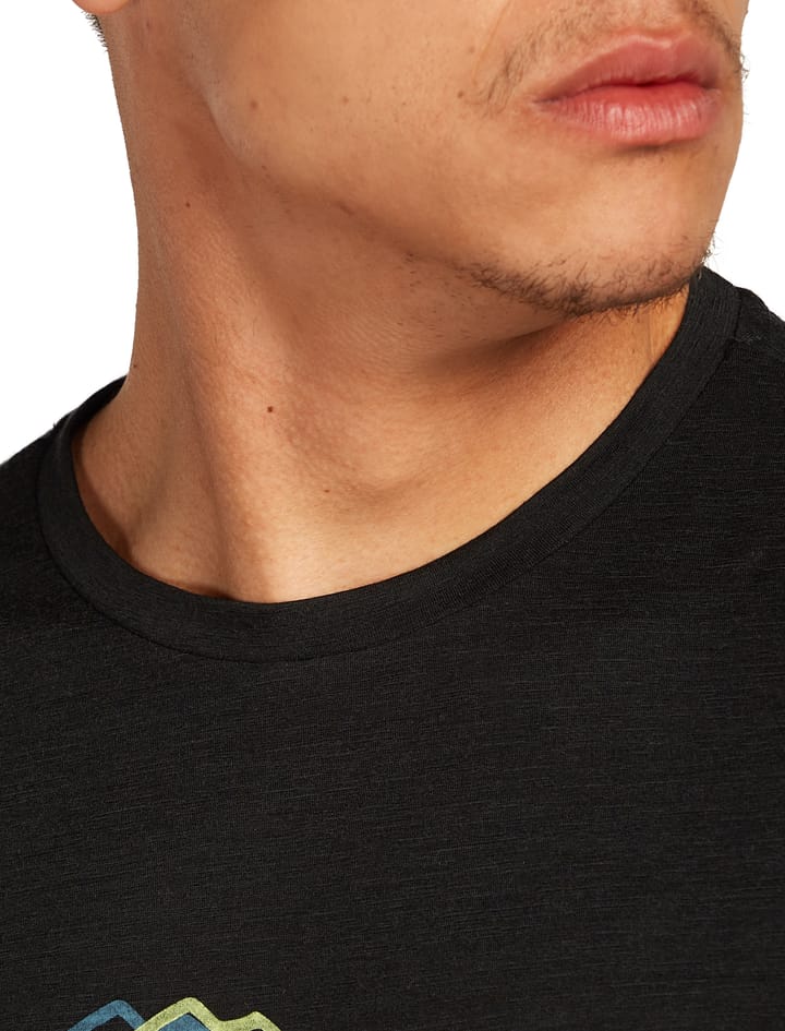 Icebreaker Men's Merino 150 Tech Lite Long Sleeve Tee Rainer Ridge Black Icebreaker Icebreaker Men's Merino 150 Tech Lite Long Sleeve Tee Rainer Ridge Black Icebreaker