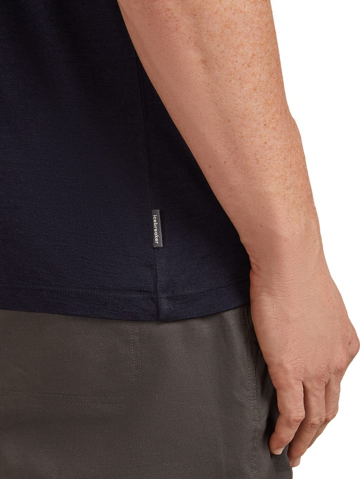 Icebreaker Men's Merino 150 Tech Lite Short Sleeve Tee Mountain Pulse Midnight Navy Icebreaker Icebreaker Men's Merino 150 Tech Lite Short Sleeve Tee Mountain Pulse Midnight Navy Icebreaker