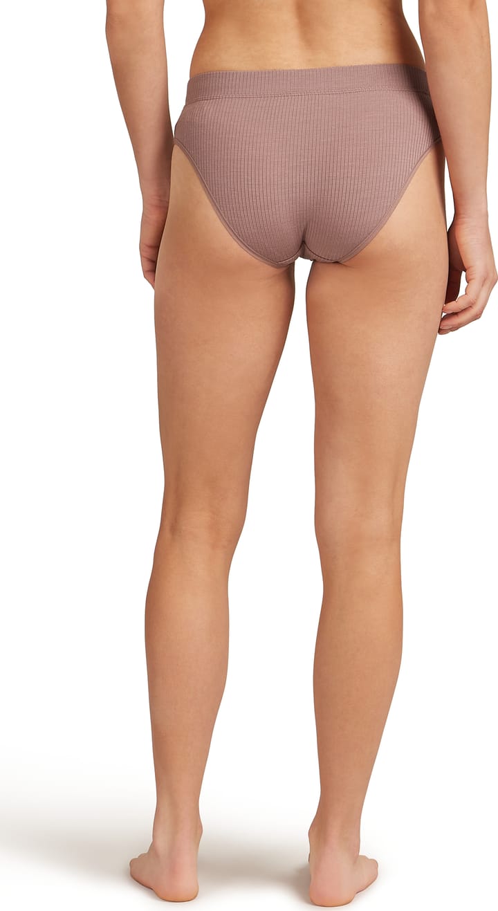 Icebreaker Women's Merino Rib Lotus Hipster Summit Icebreaker Icebreaker Women's Merino Rib Lotus Hipster Summit Icebreaker