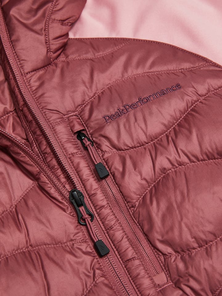 Peak Performance Women's Helium Down Hybrid Hood Wild Rouge Peak Performance
