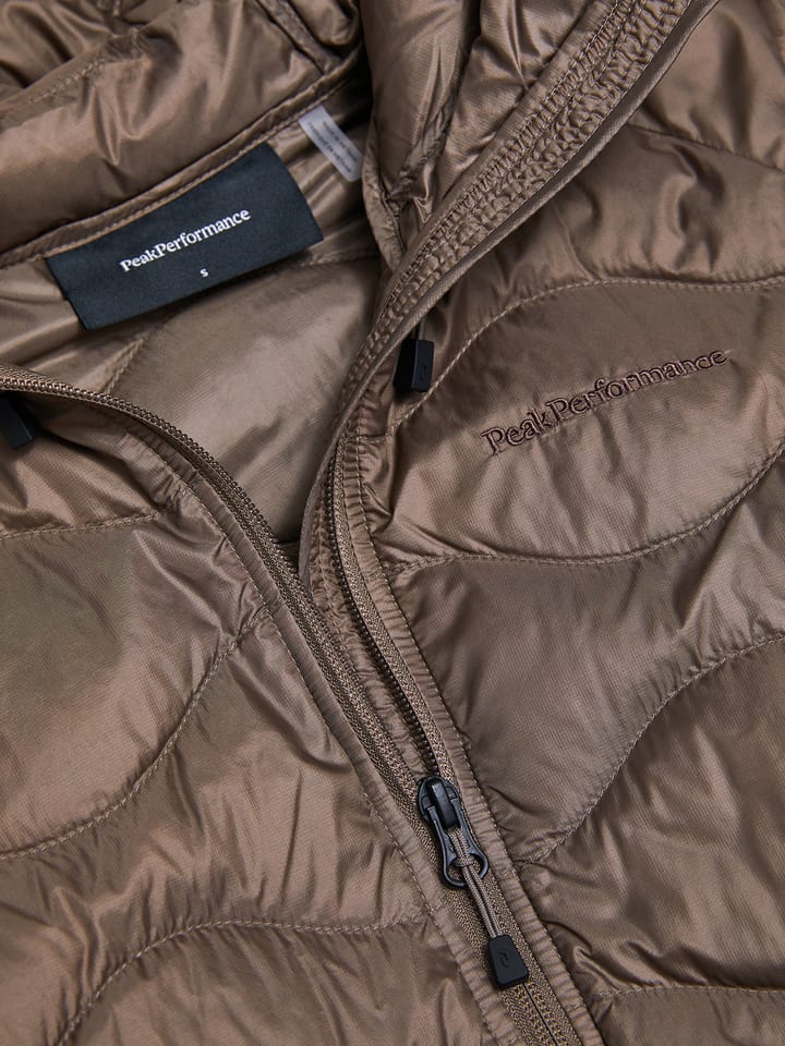 Peak Performance Women's Helium Down Hood Jacket Terrain Tan Peak Performance