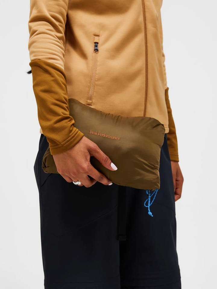 Peak Performance W Helium Utility Down Hood Sierra Sand/sand Fog/ Peak Performance