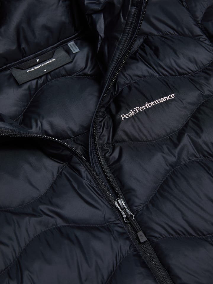 Peak Performance Women's Helium Down Coat Black Peak Performance