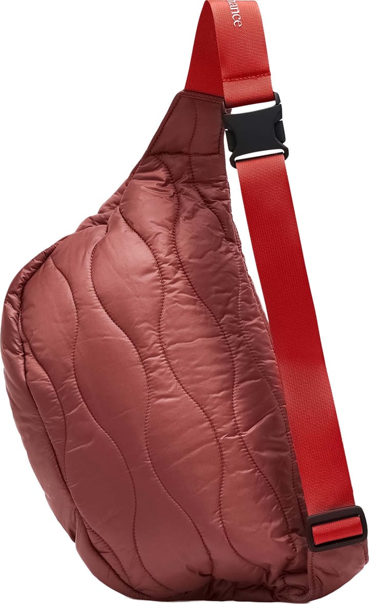 Peak Performance Helium Bum Bag Wild Rouge Peak Performance