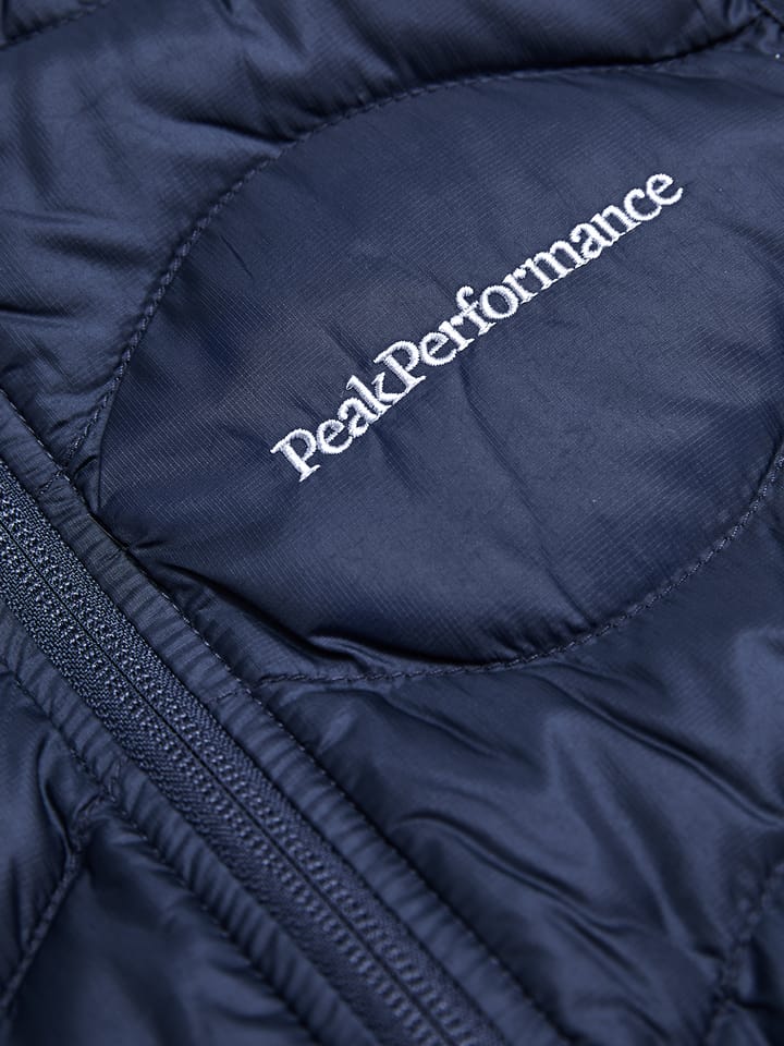 Peak Performance Juniors' Helium Down Vest Blue Shadow Peak Performance