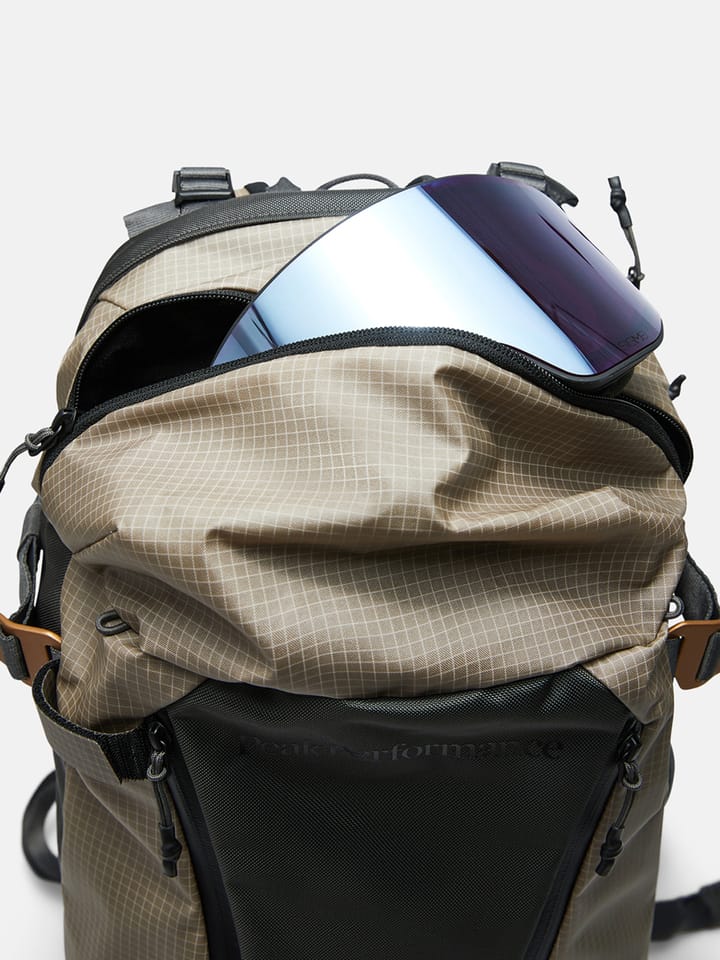 Peak Performance Vertical Ski Backpack 25l Avid Beige Peak Performance