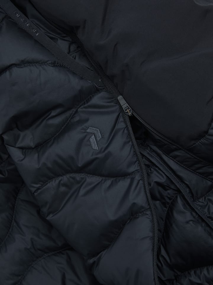 Peak Performance Women´s Helium Down Shorts Black Peak Performance