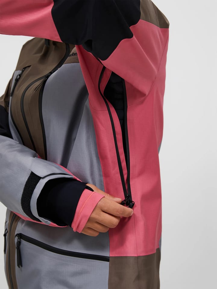 Peak Performance W Vertical Gore-Tex Pro Jacket Terrain Tan-lt Peak Performance