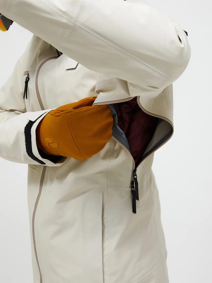 Peak Performance W Alpine Gore-Tex 3l Jacket Sand Fog Peak Performance