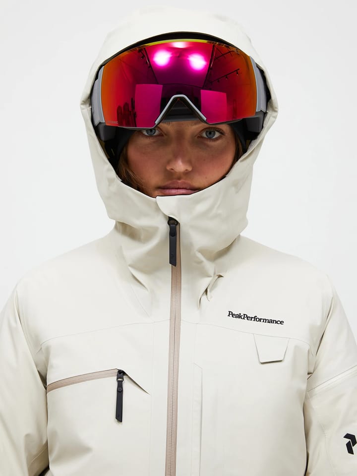 Peak Performance W Alpine Gore-Tex 3l Jacket Sand Fog Peak Performance