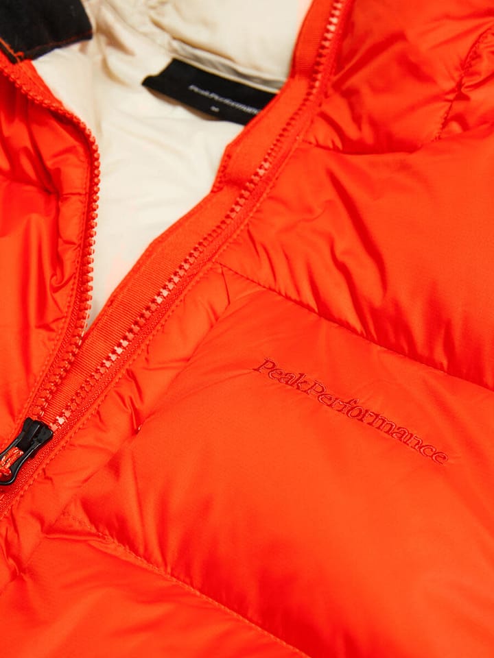 Peak Performance Men's Frost Down Puffer Solar Burst Peak Performance Peak Performance Men's Frost Down Puffer Solar Burst Peak Performance