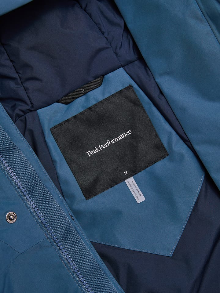 Peak Performance Men's Treeline Insulated Parkas Mountain Lake Peak Performance