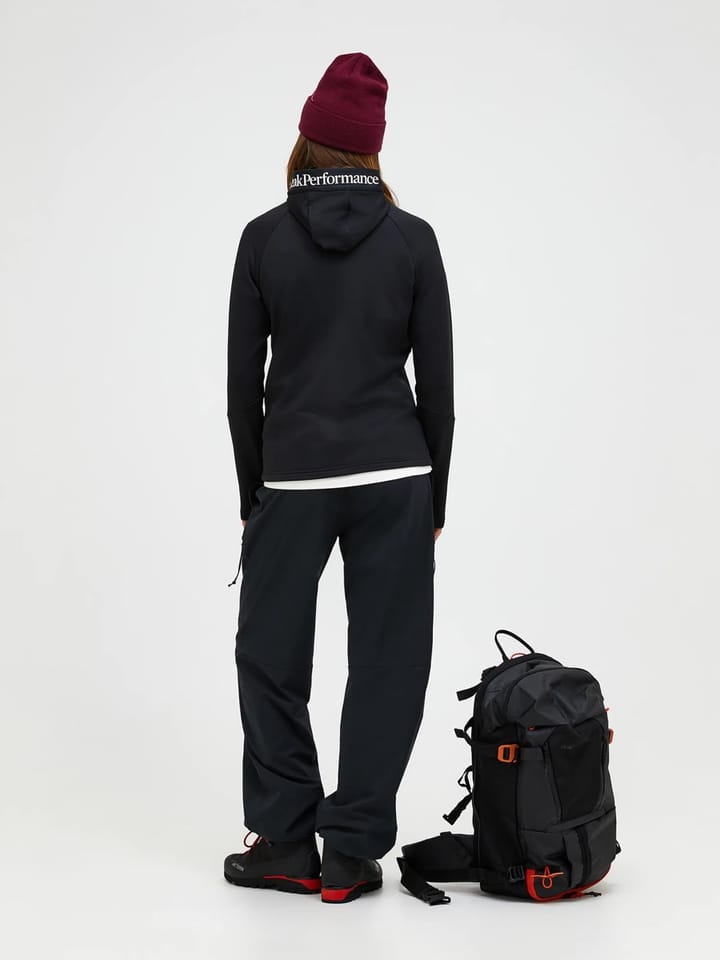Peak Performance Women's Rider Essentials Zip Hood Black Peak Performance