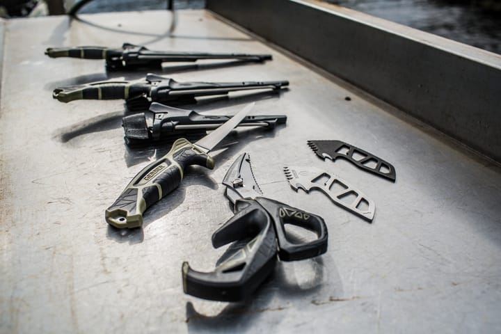 Gerber Gerber Gutsy Gut Scoop Scaler Silver Skjellskarape Med Bukåpner Og Opptrekker Gerber Gerber Gerber Gutsy Gut Scoop Scaler Silver Skjellskarape Med Bukåpner Og Opptrekker Gerber