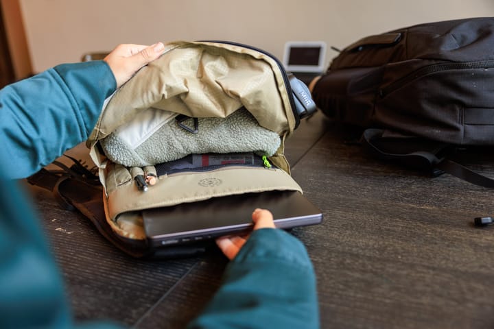 Gregory Border Carry On 40 Pool Party Gregory