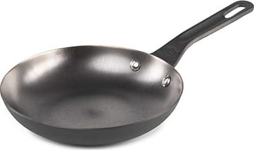 GSI Outdoors Guidecast 8" Frying Pan Black GSI Outdoors