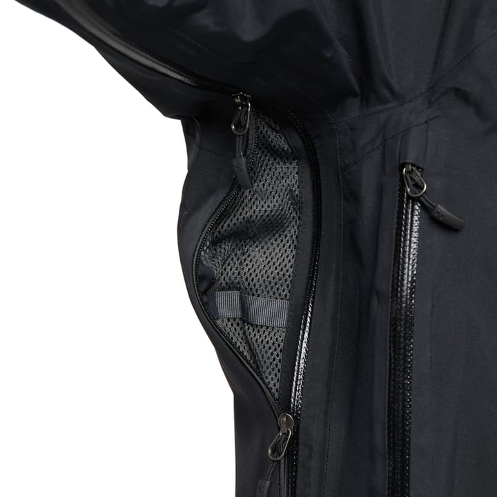 Men's Astral Gore-Tex Jacket True Black Haglöfs