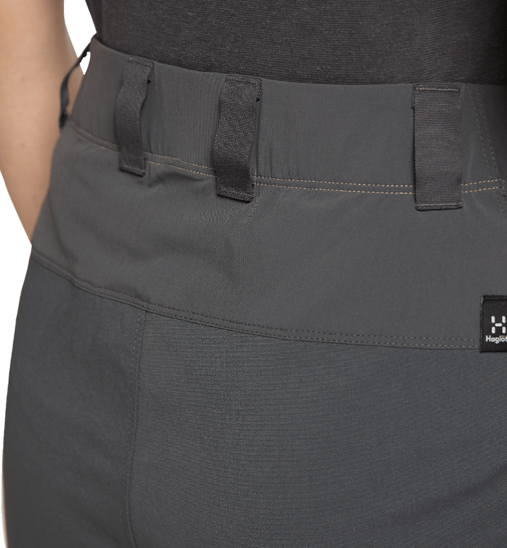 Haglöfs Women's Mid Standard Shorts Sand/Magnetite Haglöfs