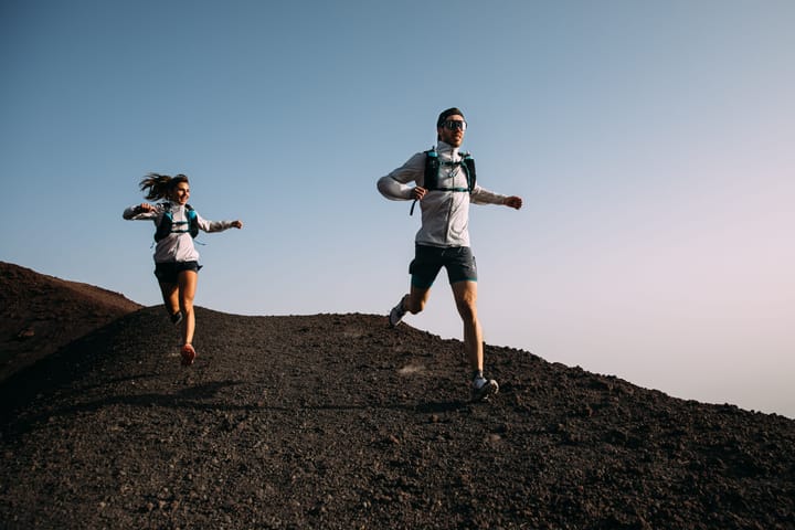 Hellner Tamuk Running Backpack Black Hellner Hellner Tamuk Running Backpack Black Hellner