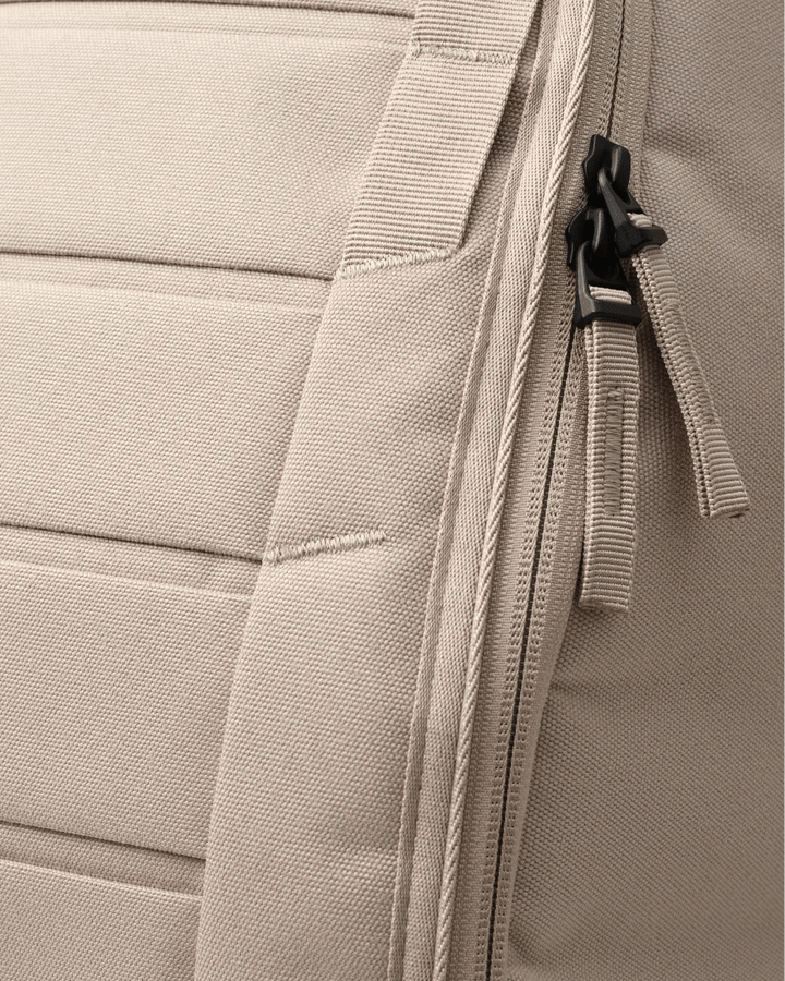 Db Hugger Backpack 20L Fogbow Beige Db