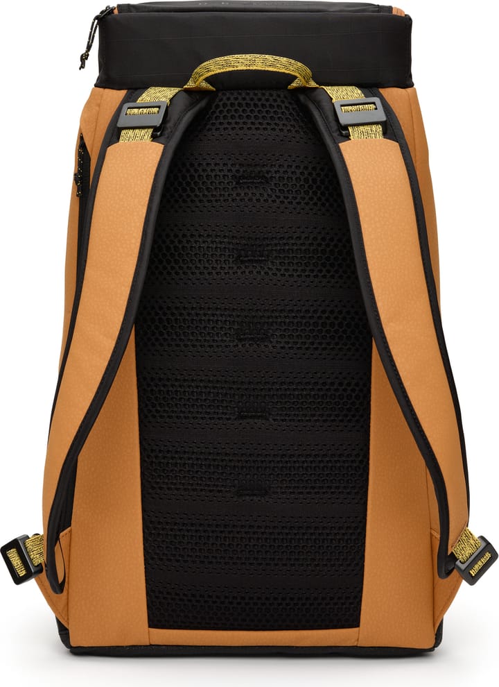 Db Hugger Backpack 25L Acorn Brown Db