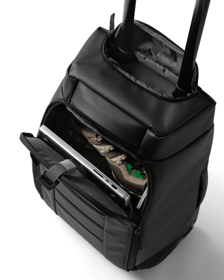 Db Hugger Roller Bag Carry-On 40l Affogato Brown Db